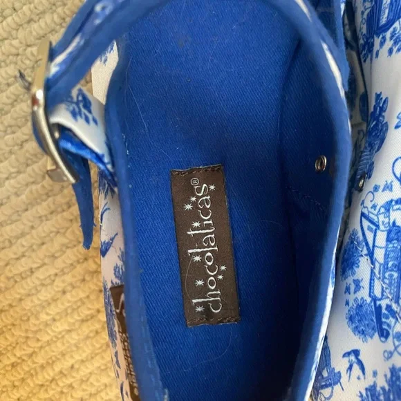 Blue and White Platform Mary Janes - Picture 5 of 6